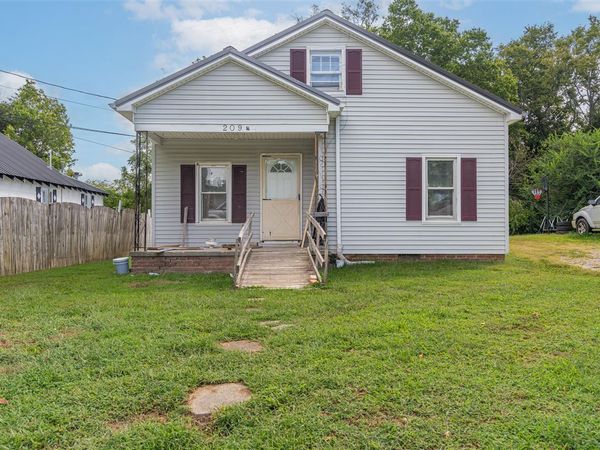 209 Sunset Avenue , Glasgow, KY 42141