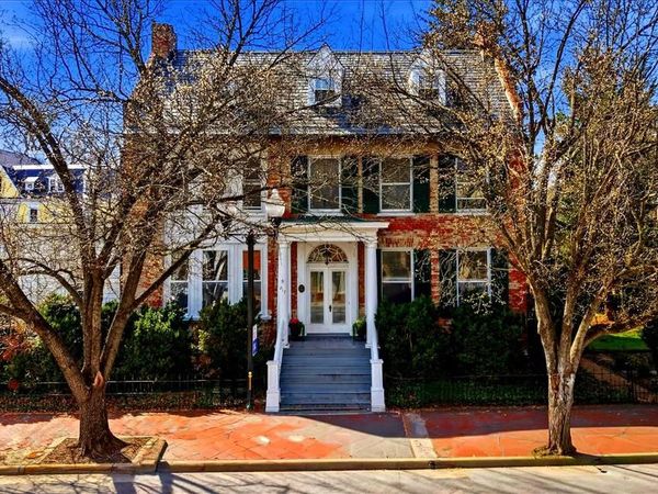 217 W BOSCAWEN STREET, WINCHESTER, VA 22601