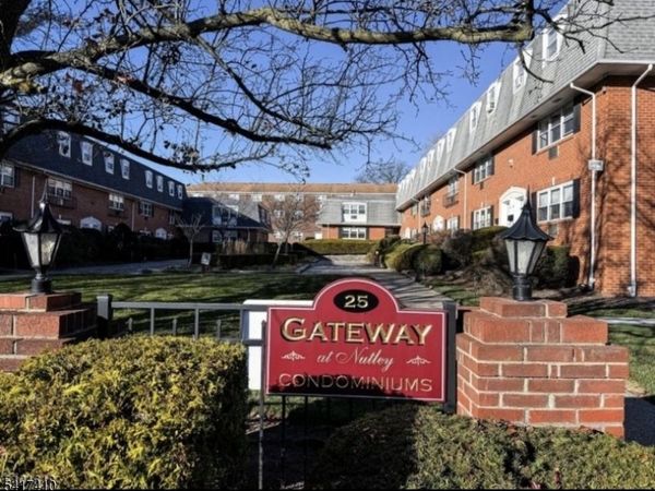 25 River Rd, Unit A18, Nutley, NJ 07110