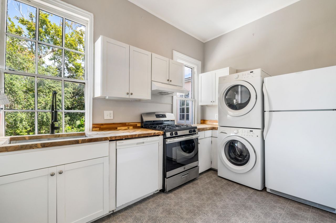 128 Wentworth Street Photo 21