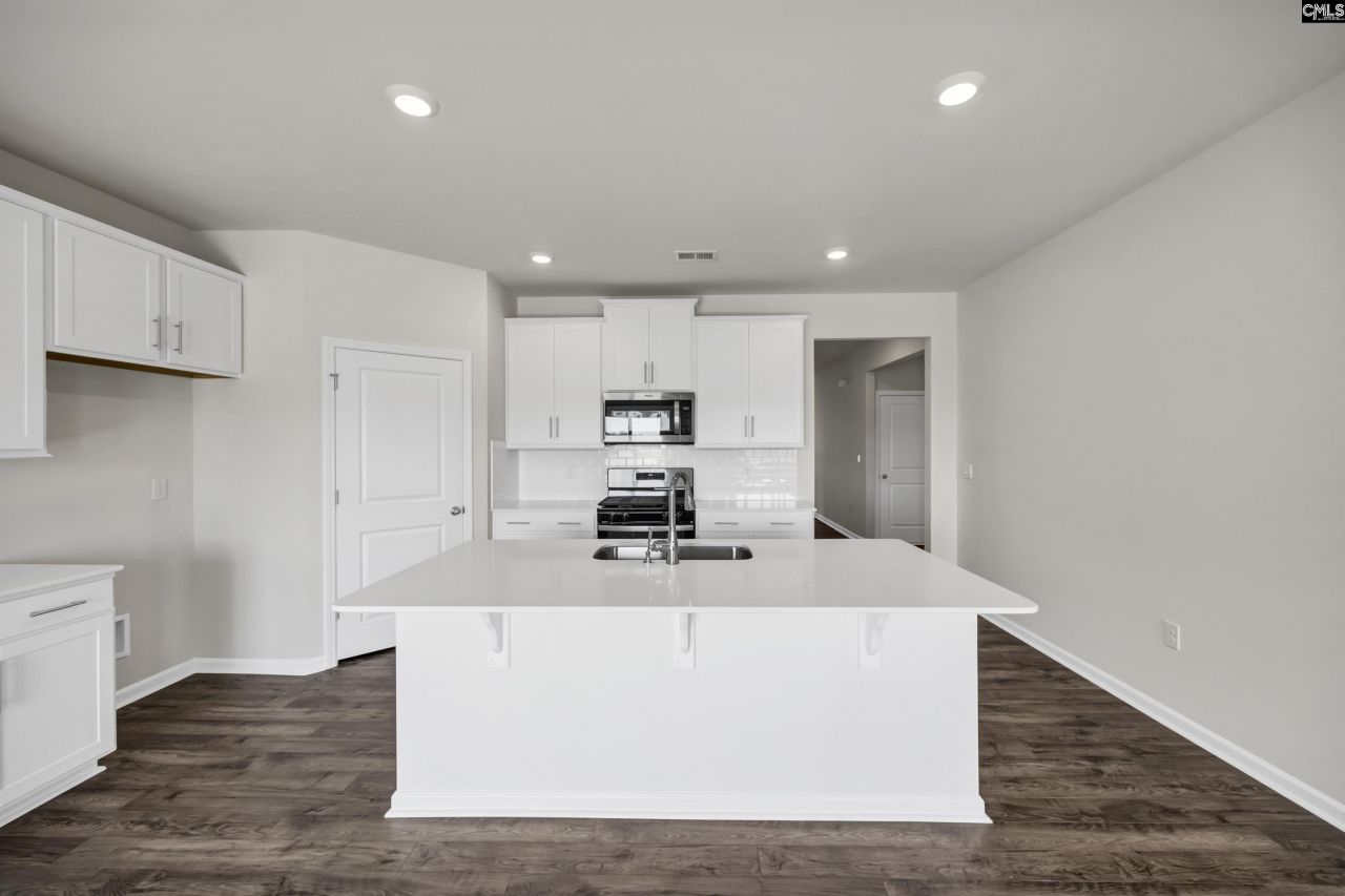 333 Babcock Way Photo 6