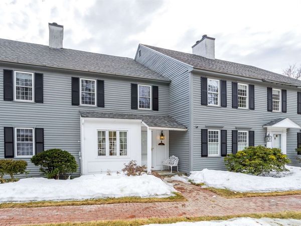 9 Governor Square, Unit 9, Peterborough, NH 03458