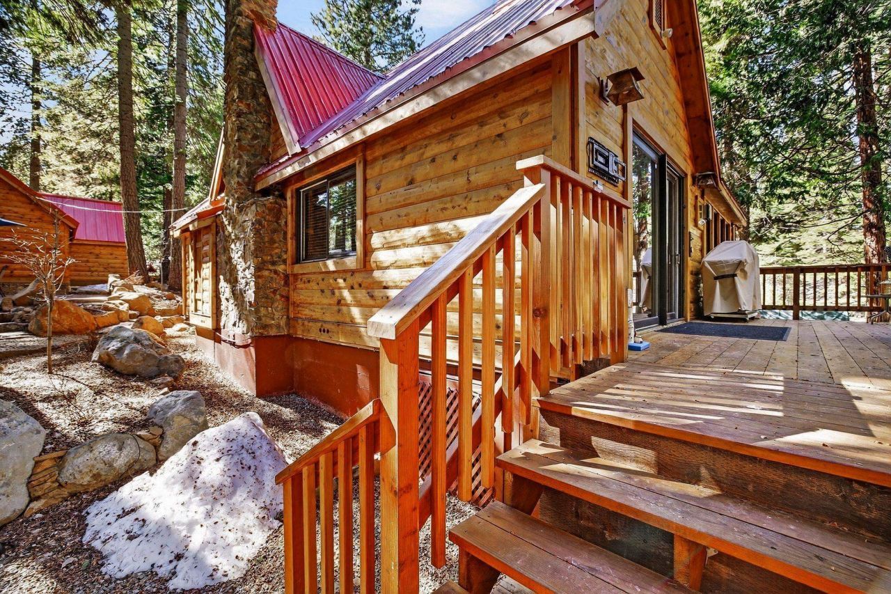 2880 Terrace Drive, Prattville, CA 95923 Photo