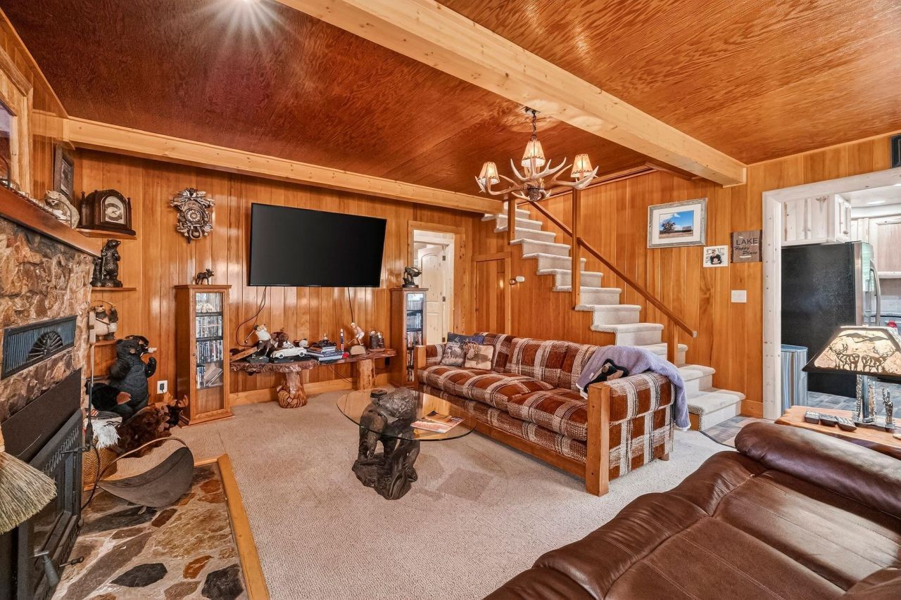 2880 Terrace Drive, Prattville, CA 95923 Photo