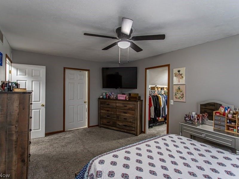 2218 Crestmont Drive, Girard, OH 44420 Photo 31