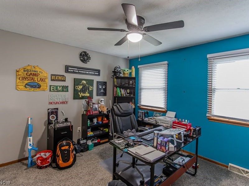 2218 Crestmont Drive, Girard, OH 44420 Photo 35