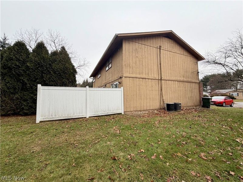 792 Kingwood Drive NE, Bolivar, OH 44612 Photo 15