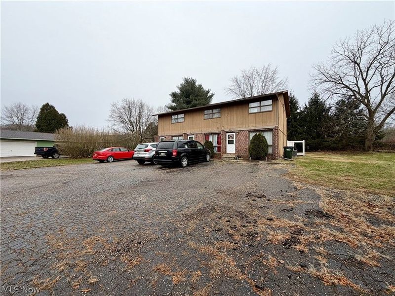 792 Kingwood Drive NE, Bolivar, OH 44612 Photo 3