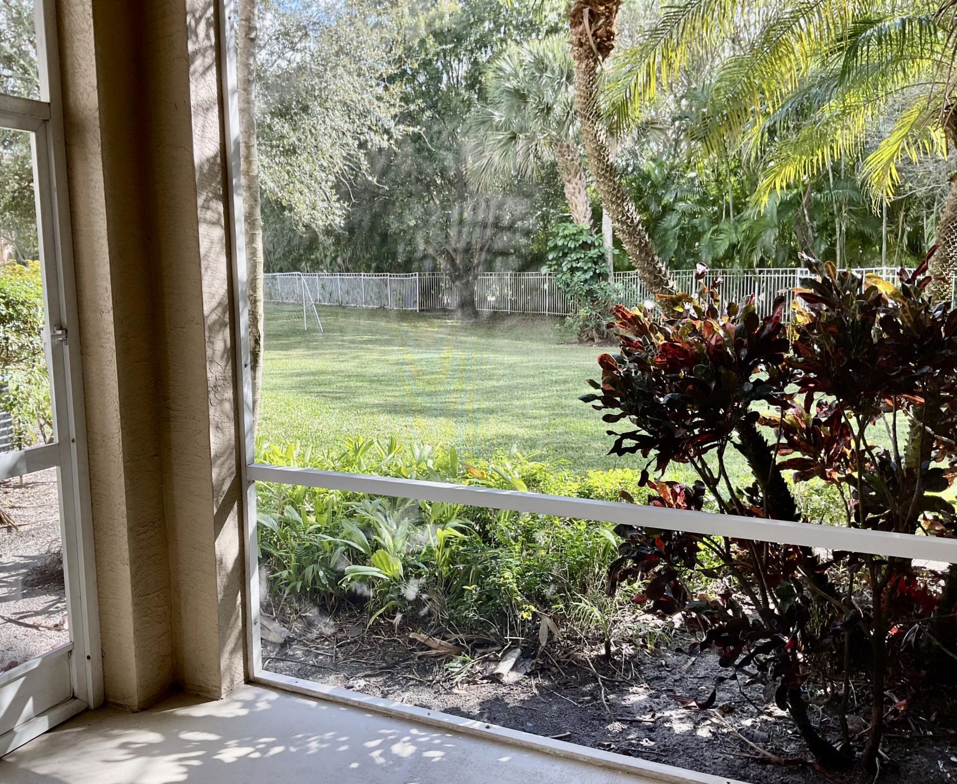 6492 Emerald Dunes Drive, Unit 106, West Palm Beach, FL 33411 Photo