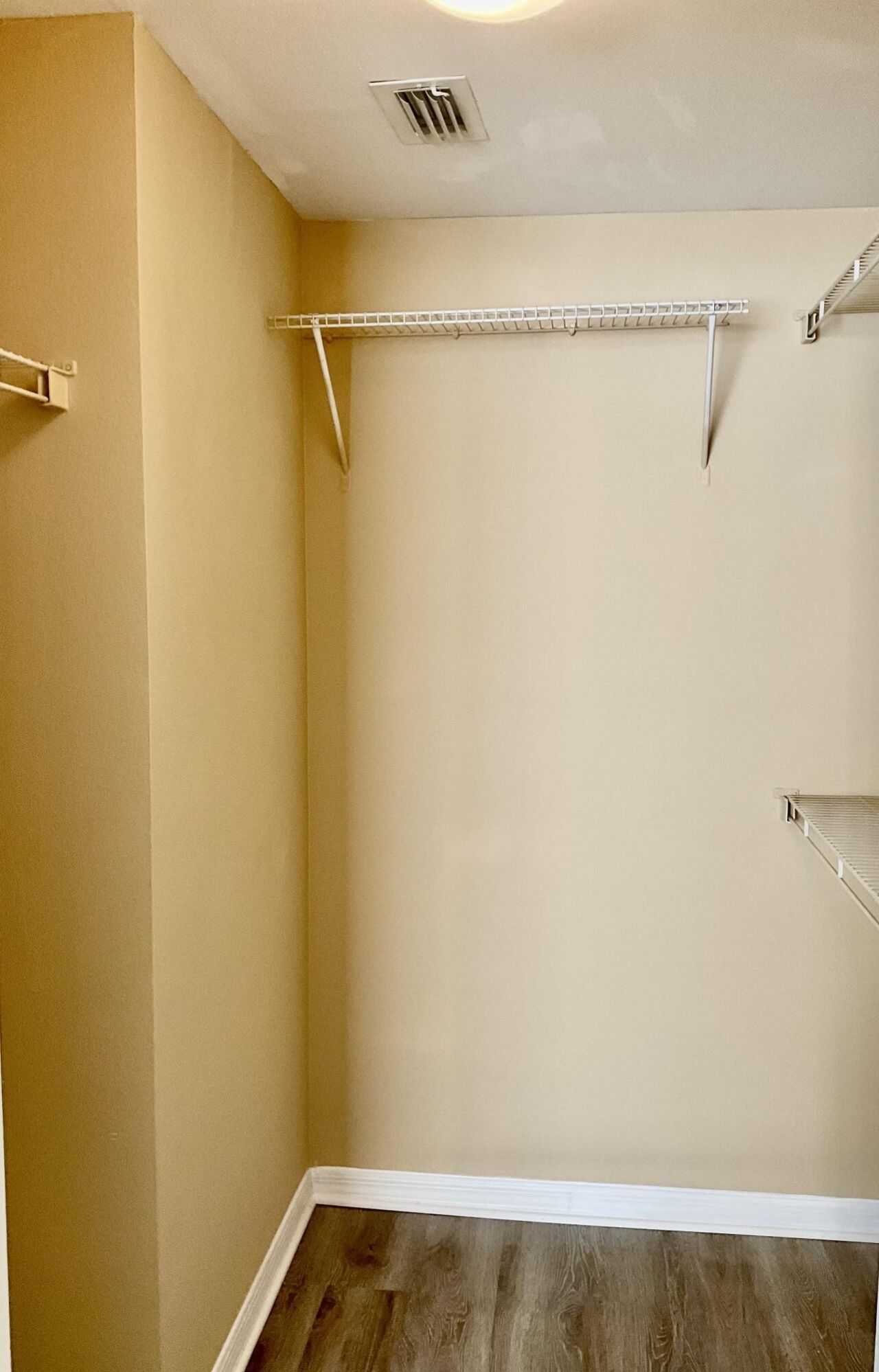 6492 Emerald Dunes Drive, Unit 106, West Palm Beach, FL 33411 Photo