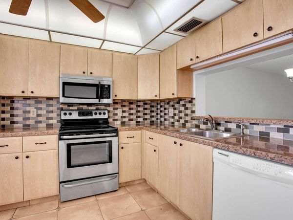 3301 Aruba Way, Unit K4, Coconut Creek, FL 33066