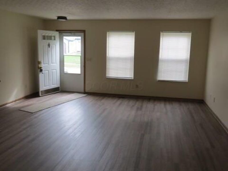 268 Chatterly Lane , Columbus, OH 43207 Photo 2