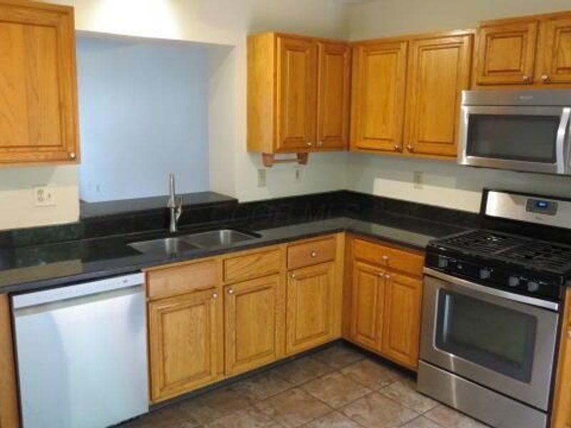 268 Chatterly Lane , Columbus, OH 43207 Photo 4