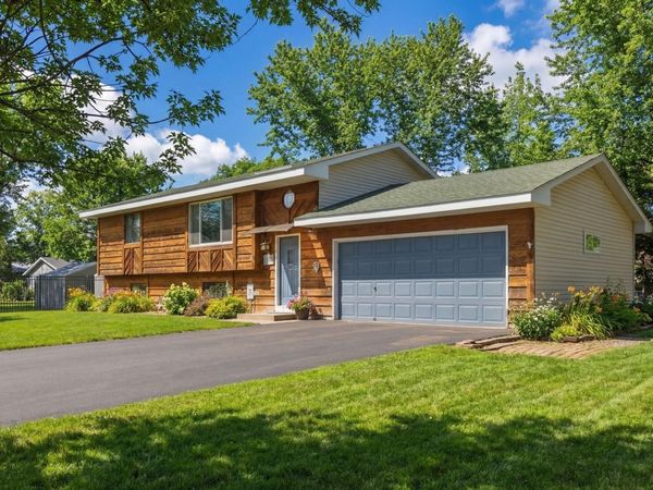 6710 115 1/2 Avenue N, Champlin, MN 55316