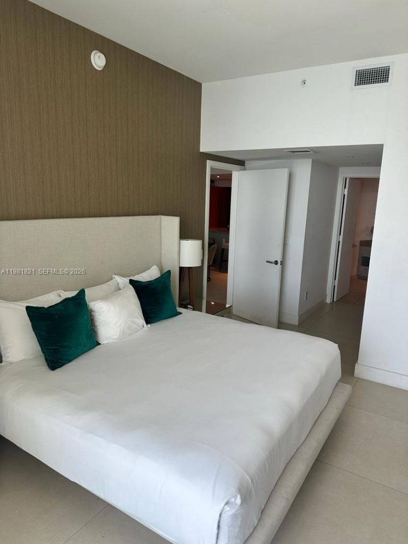 4111 S Ocean Dr , Unit MPH5, Hollywood, FL 33019 Photo