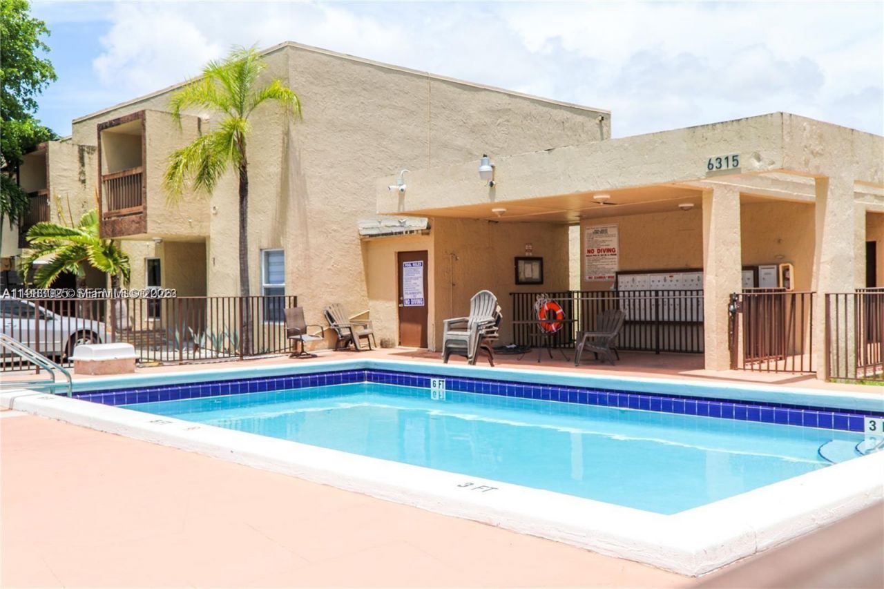 6335 SW 138th Ct , Unit 6335-1, Miami, FL 33183 Photo