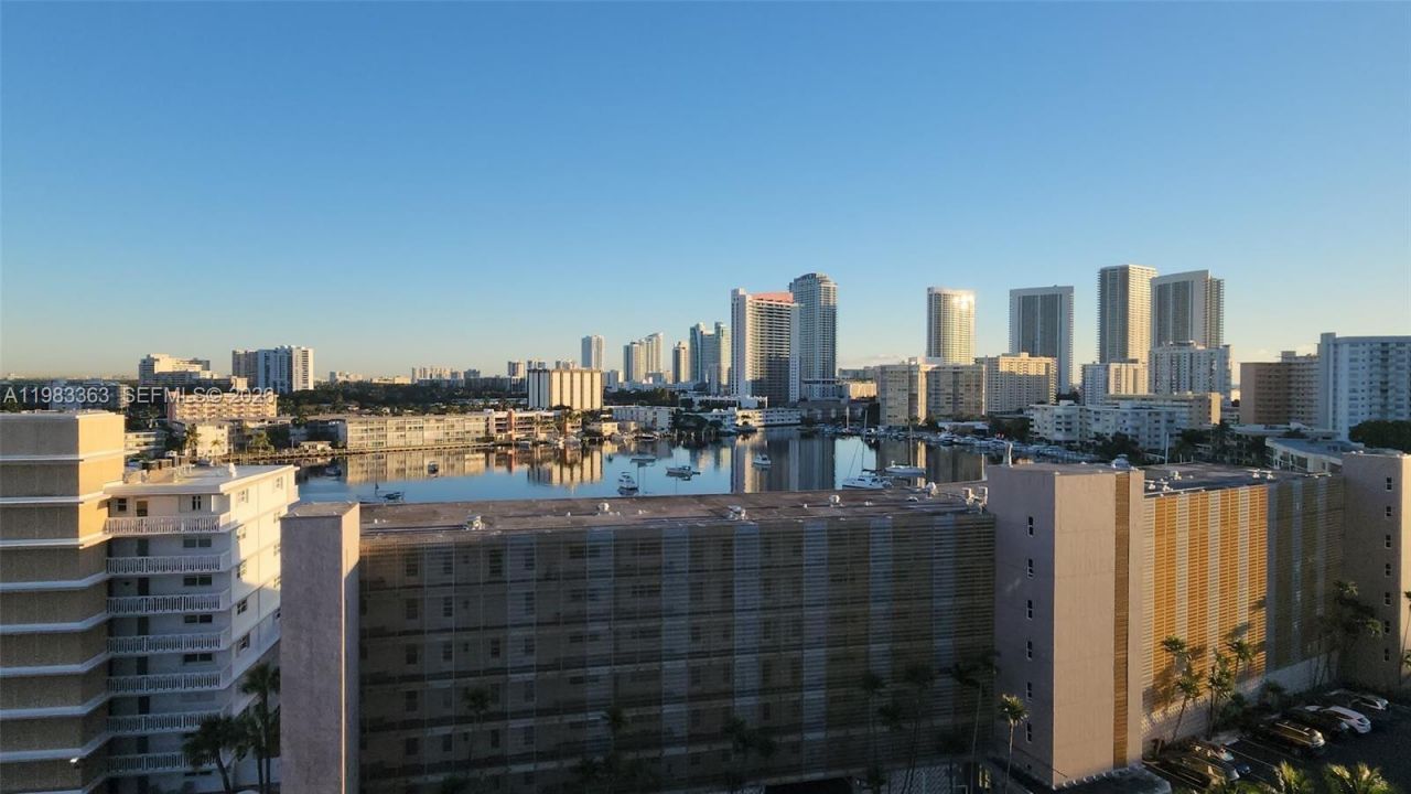 401 Golden Isles Dr , Unit 1114, Hallandale Beach, FL 33009 Photo