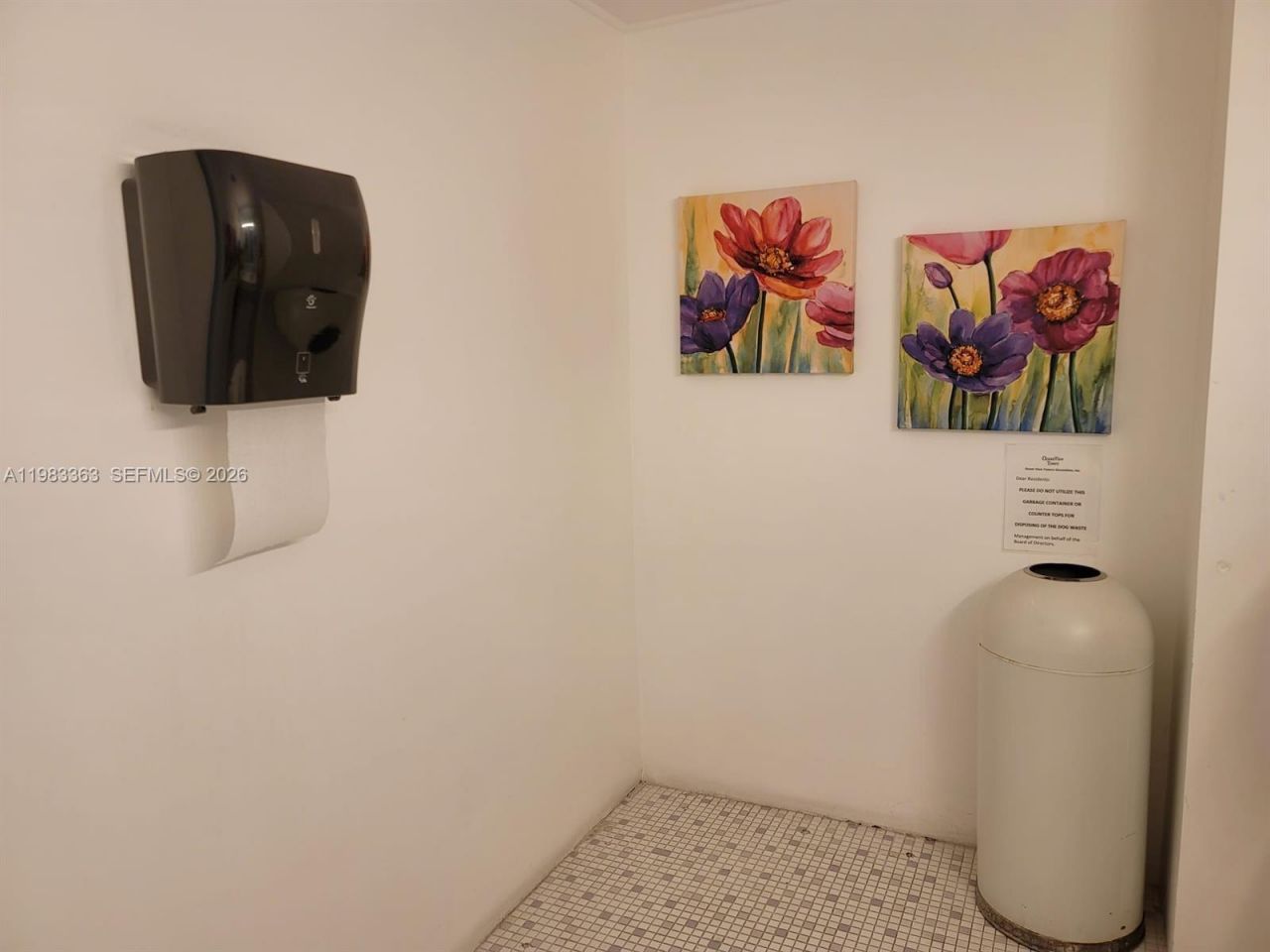 401 Golden Isles Dr , Unit 1114, Hallandale Beach, FL 33009 Photo