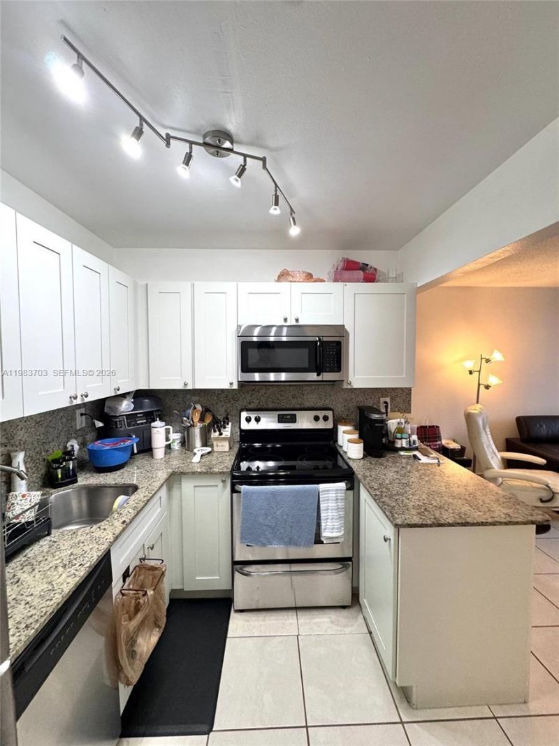 3551 SW 9th Ter, Unit 317, Miami, FL 33135 Photo