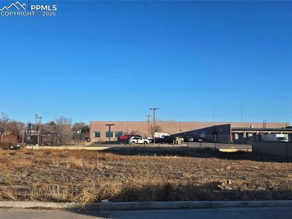 855 Crane Ridge Drive, Pueblo, CO 81008