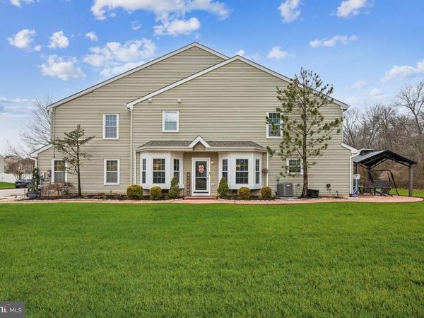 52 STOKES ROAD, MOUNT LAUREL, NJ 08054