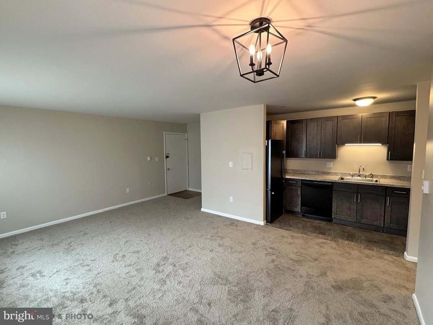 5641 Lancaster Street, Unit 6, Harrisburg, PA 17111 Main Photo