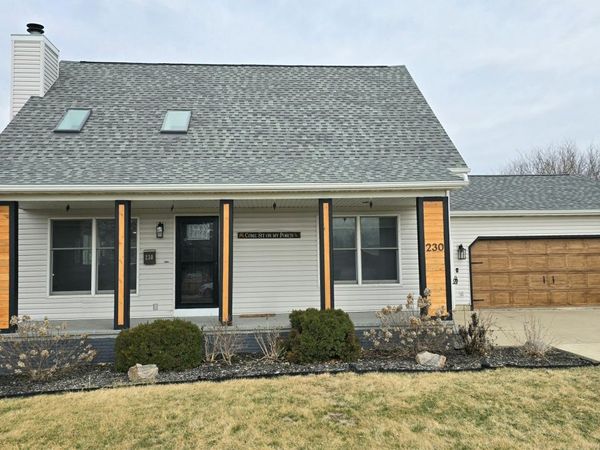 230 5TH AVE W, Walford, IA 52351