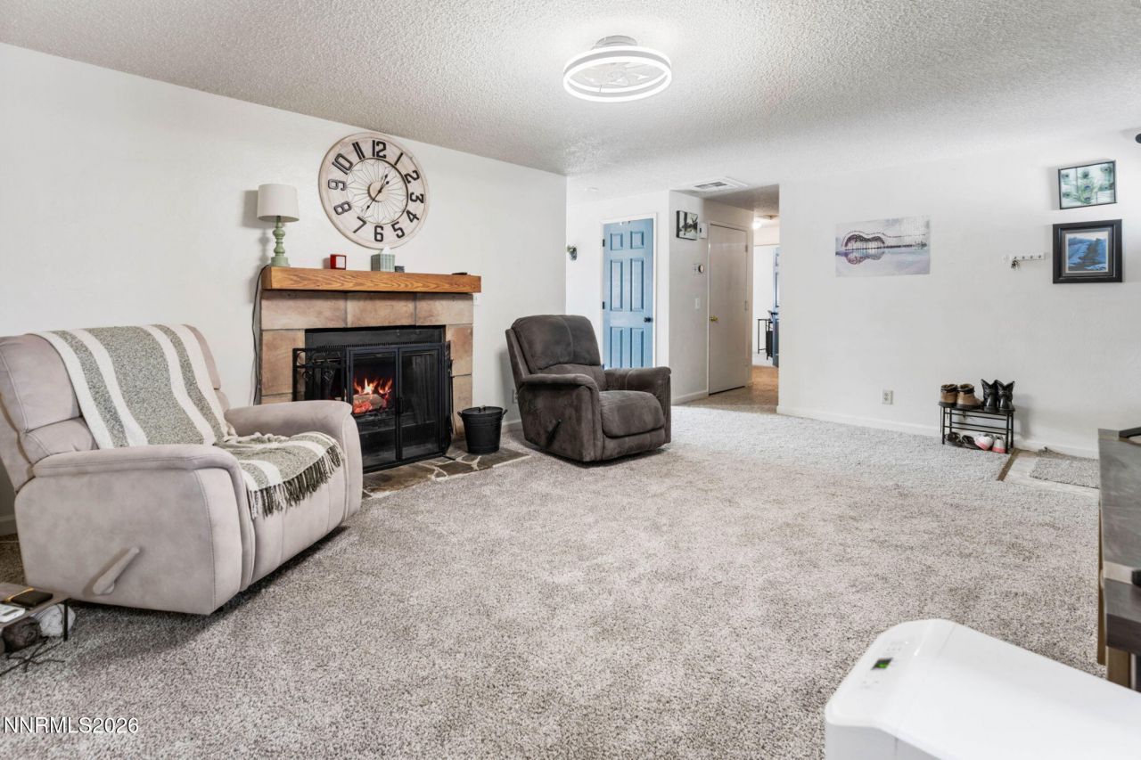 196 Six Mile Canyon Road, Dayton, NV 89403 Photo