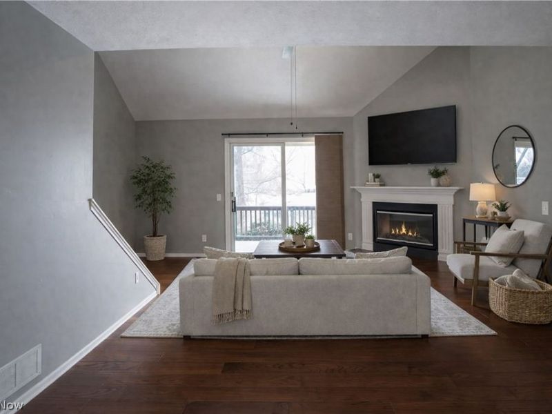 4985 Searls Drive NW, North Canton, OH 44720 Photo 3