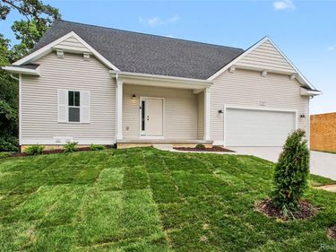 366 Dorchester Drive, Howell, Mi 48855