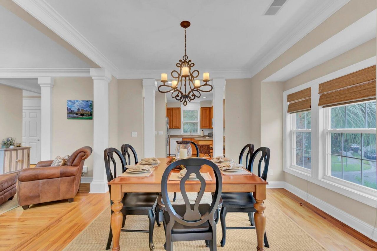 1536 Sea Palms Crescent Photo 13