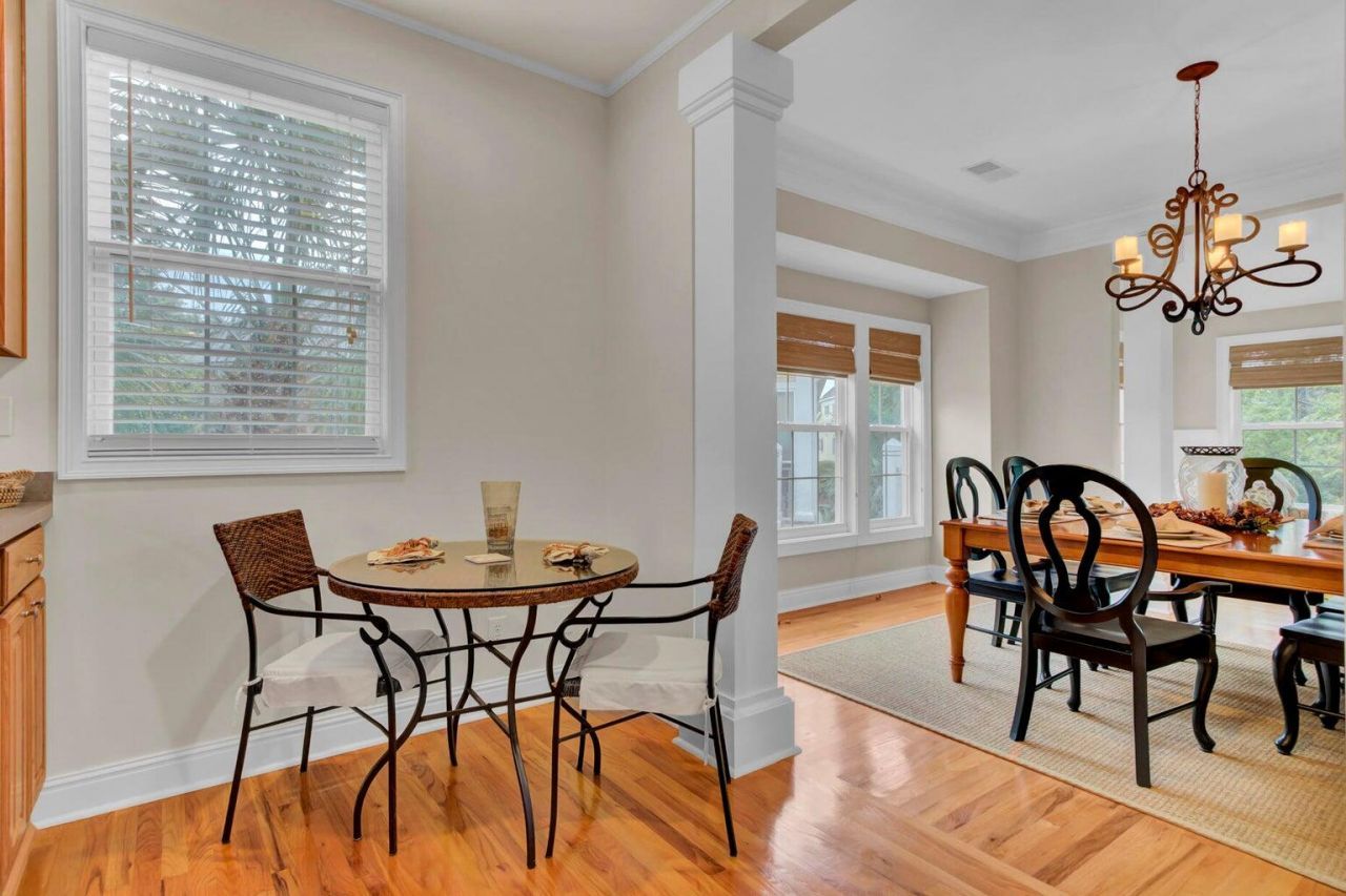 1536 Sea Palms Crescent Photo 19