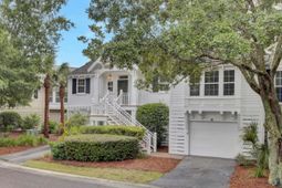 1536 Sea Palms Crescent photo 4