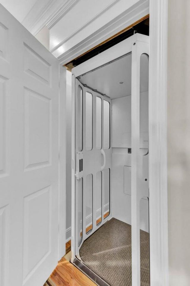 1536 Sea Palms Crescent Photo 28