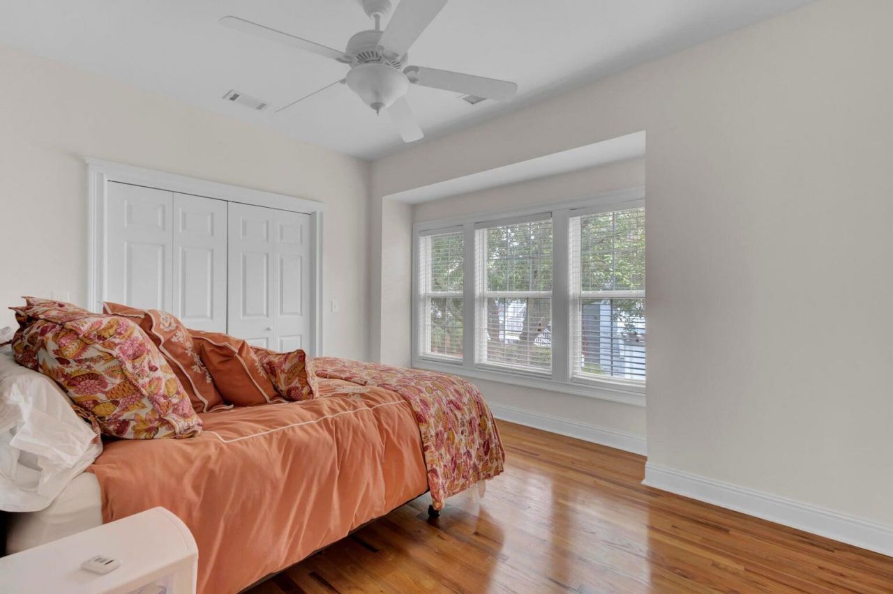 1536 Sea Palms Crescent Photo 34