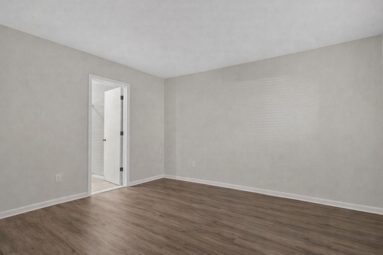 1530 Fort Johnson Road Photo 12