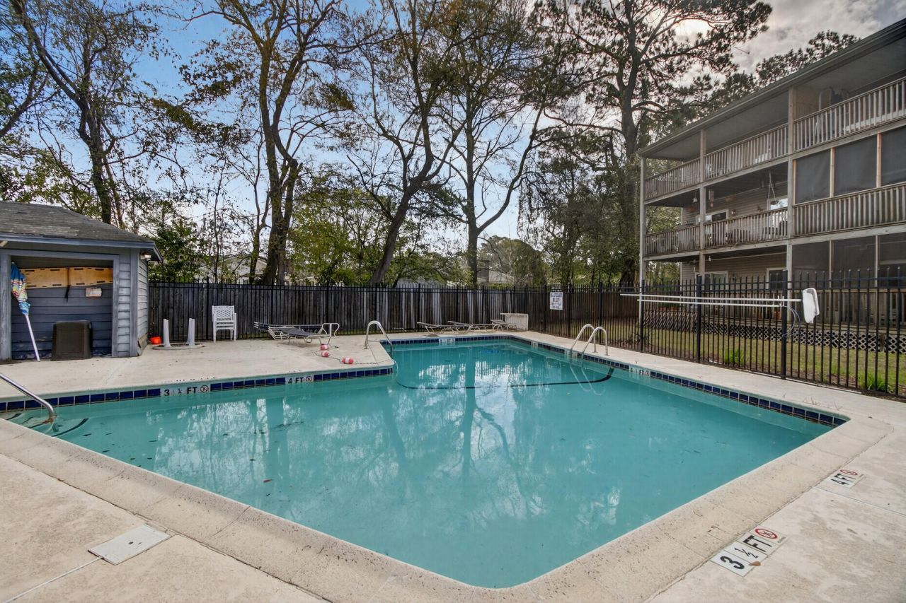 1530 Fort Johnson Road Photo 22