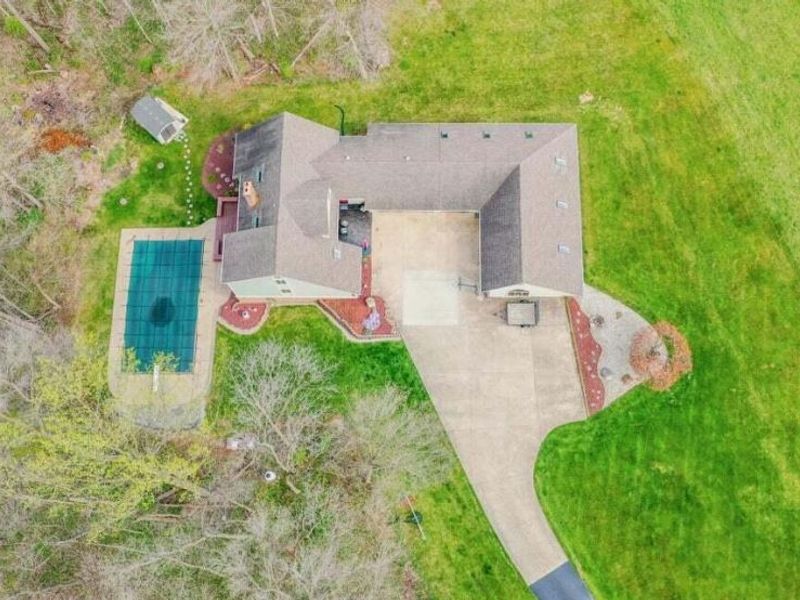 9342 Pasco Montra Road, Sidney, OH 45365 Photo 7