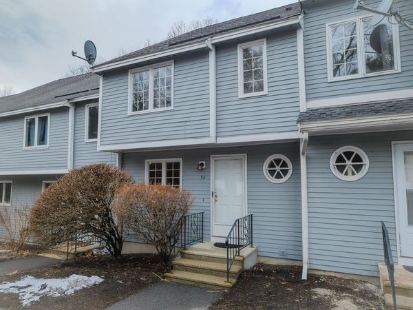 58 Merrimack Drive, Unit 44, Merrimack, NH 03054