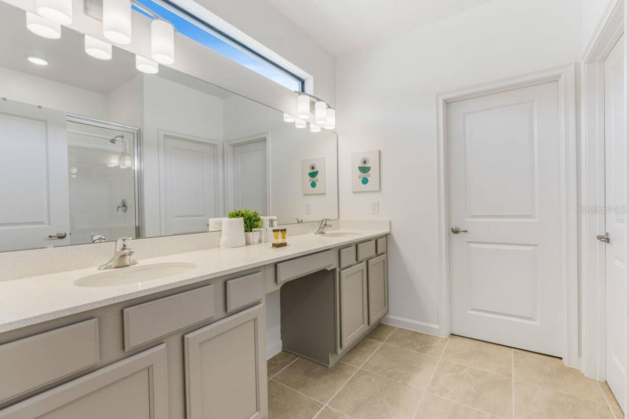 5943 High Seas Drive, Orlando, FL 32821 Photo