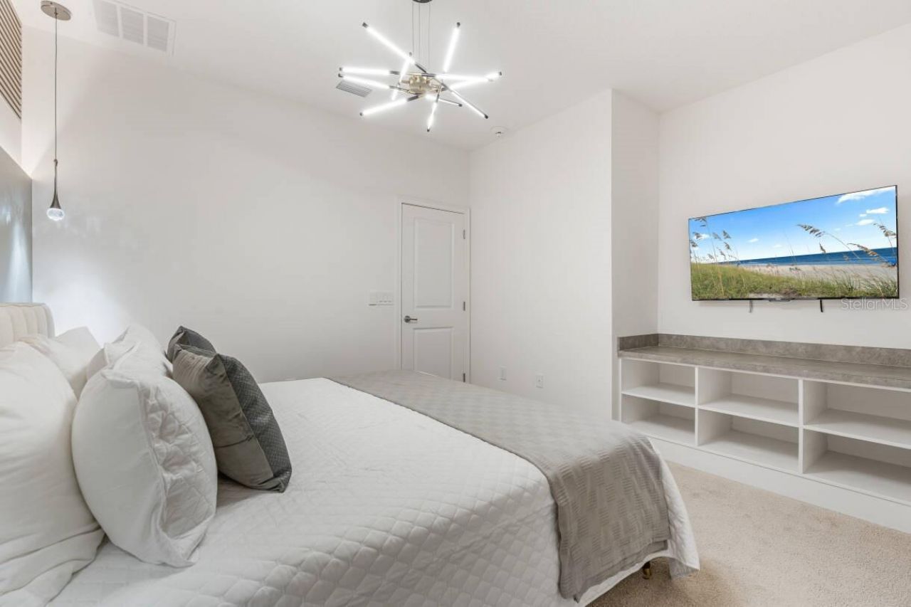 5943 High Seas Drive, Orlando, FL 32821 Photo