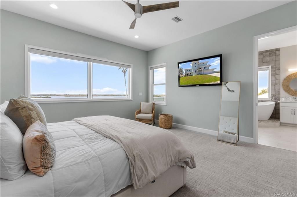 12010 W Bayshore Drive , Crystal River, FL 34429 Photo