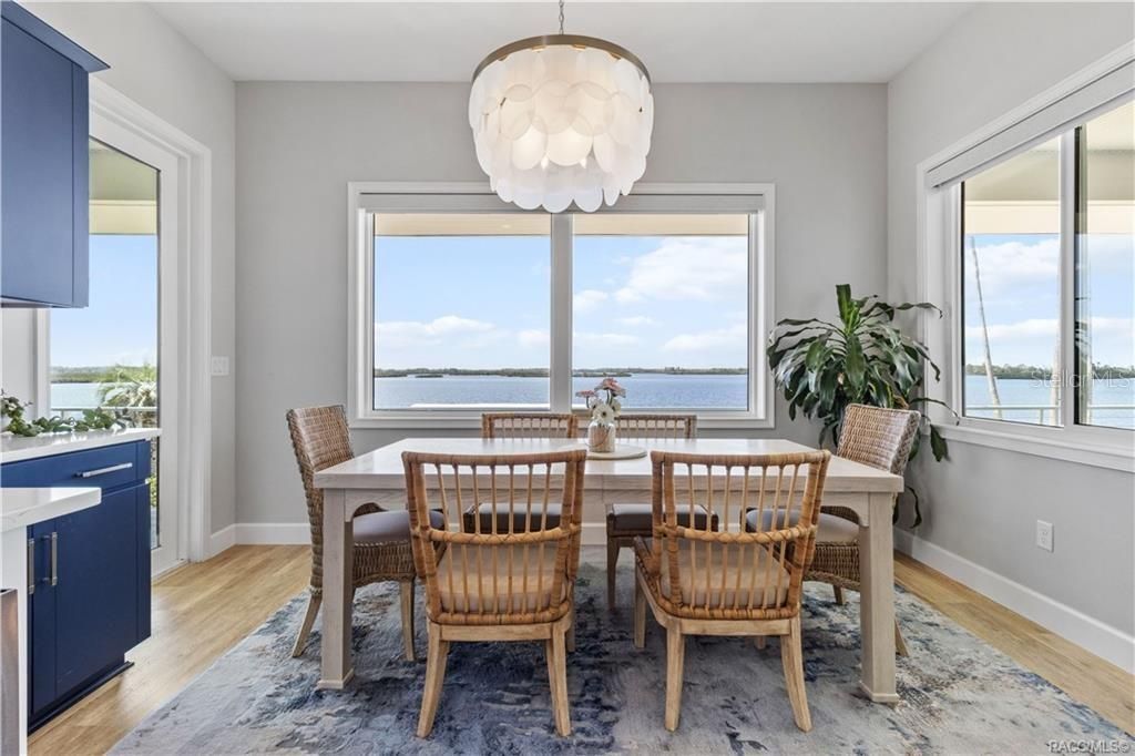 12010 W Bayshore Drive , Crystal River, FL 34429 Photo