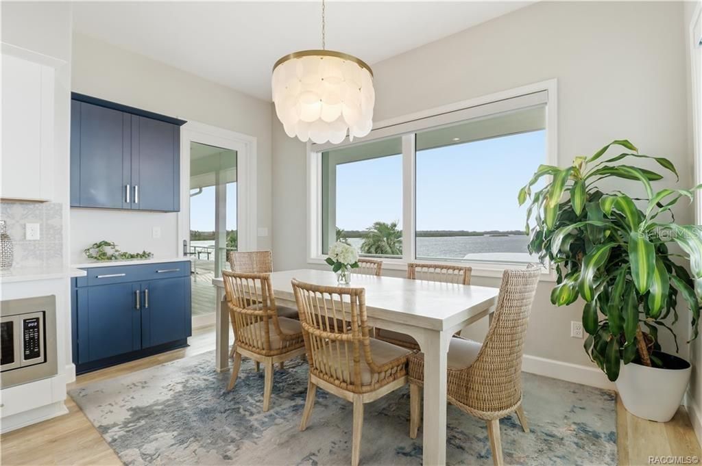 12010 W Bayshore Drive , Crystal River, FL 34429 Photo