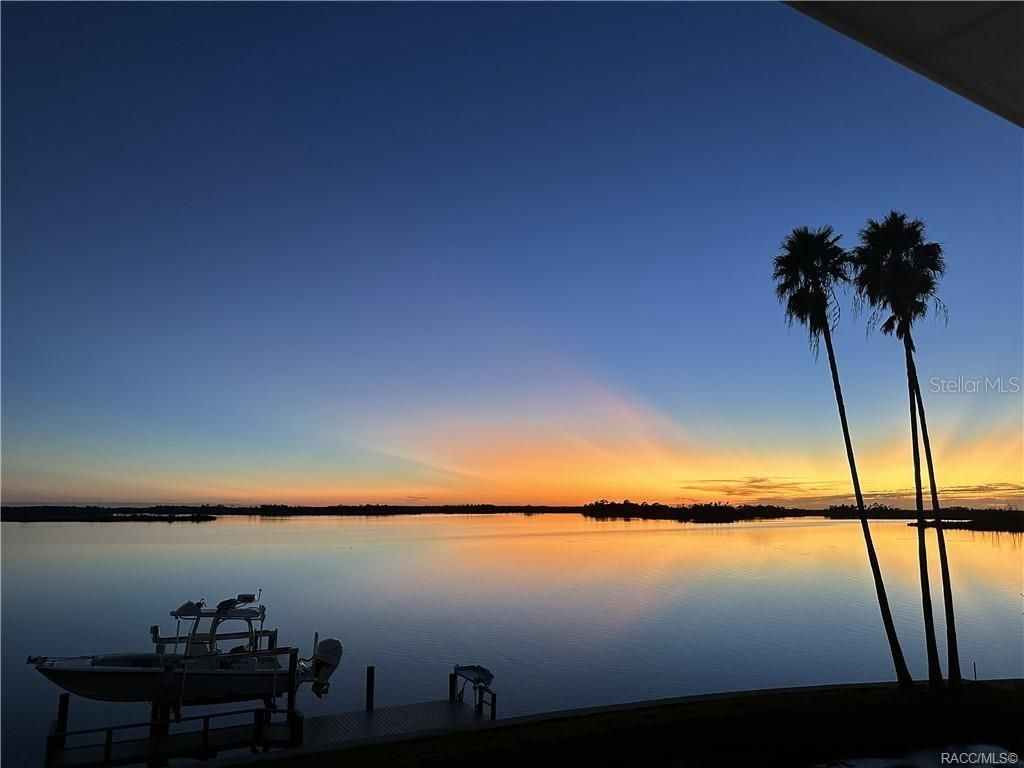12010 W Bayshore Drive , Crystal River, FL 34429 Photo