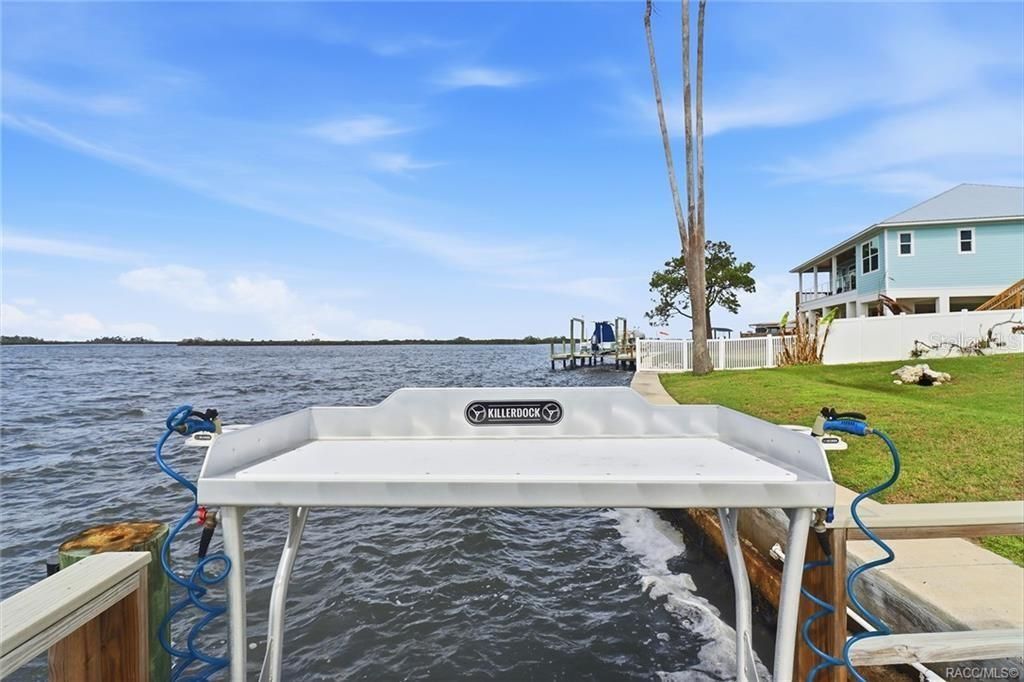 12010 W Bayshore Drive , Crystal River, FL 34429 Photo