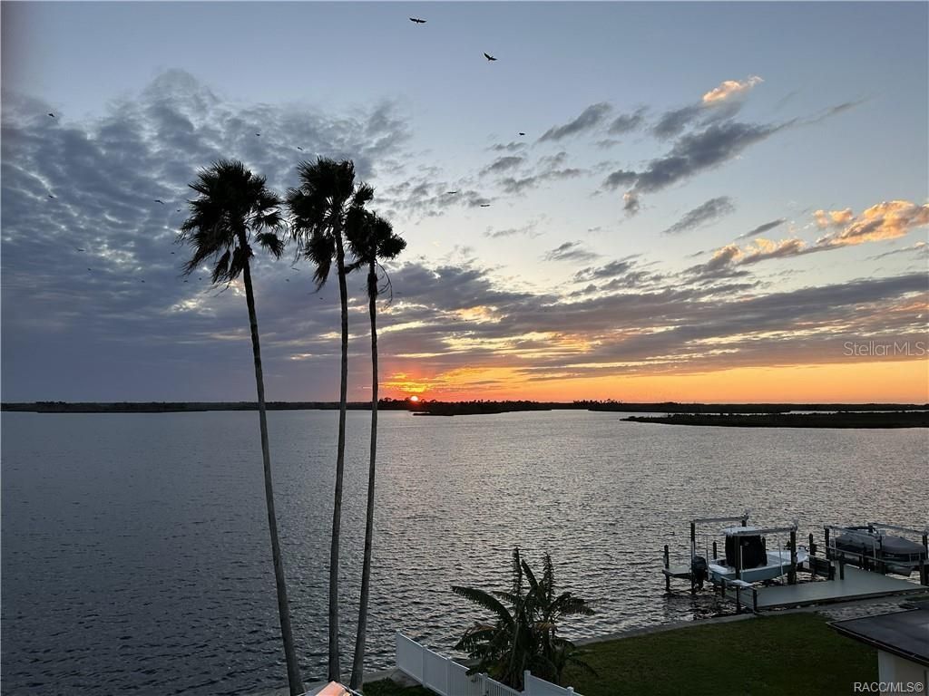 12010 W Bayshore Drive , Crystal River, FL 34429 Photo