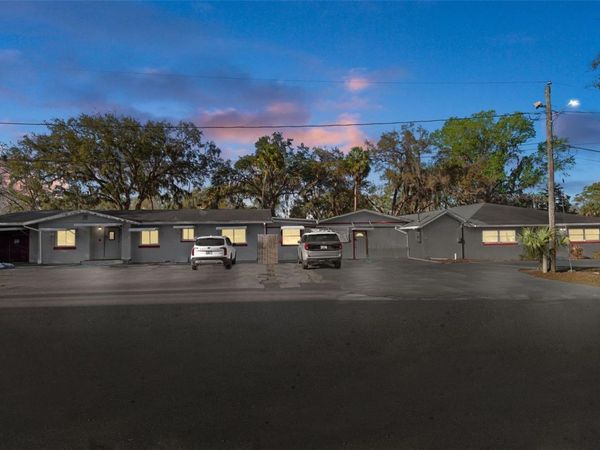 639 NE 1ST STREET , CRYSTAL RIVER, FL 34429