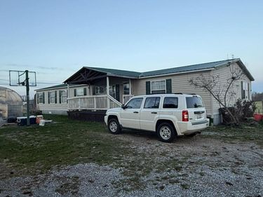 4250 Kentucky 39 , Crab Orchard, KY 40419