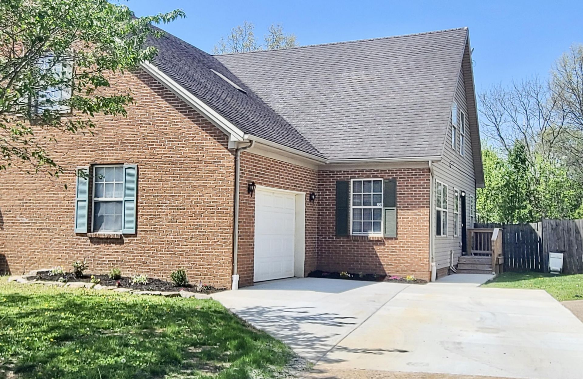 220 Tanbark Drive, Georgetown, KY 40324 Main Photo